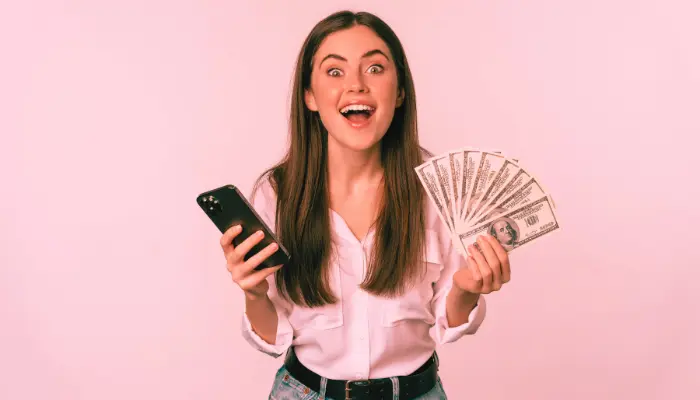 Make Money Online Easily and Successfully in 2025